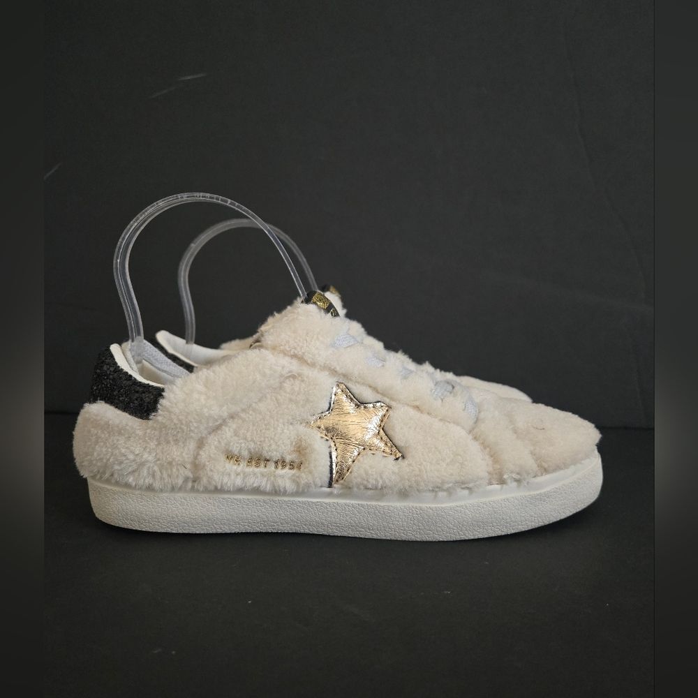 Vintage Havana Melina Beige Faux Fur Shearling Gold Star Sneakers Shoes Size 6